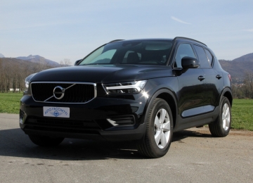 Volvo XC40 1.5 T3 163 CV MOMENTUM